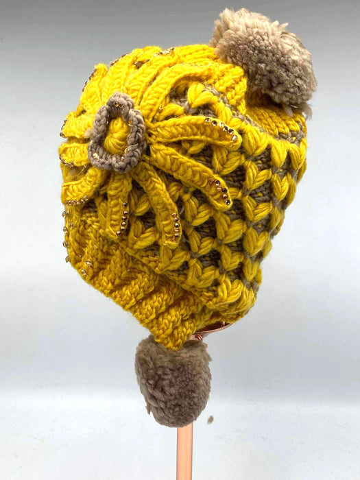 #MHA2552 Dangle Pom Pom Flower Beanie (Multiple Colors)